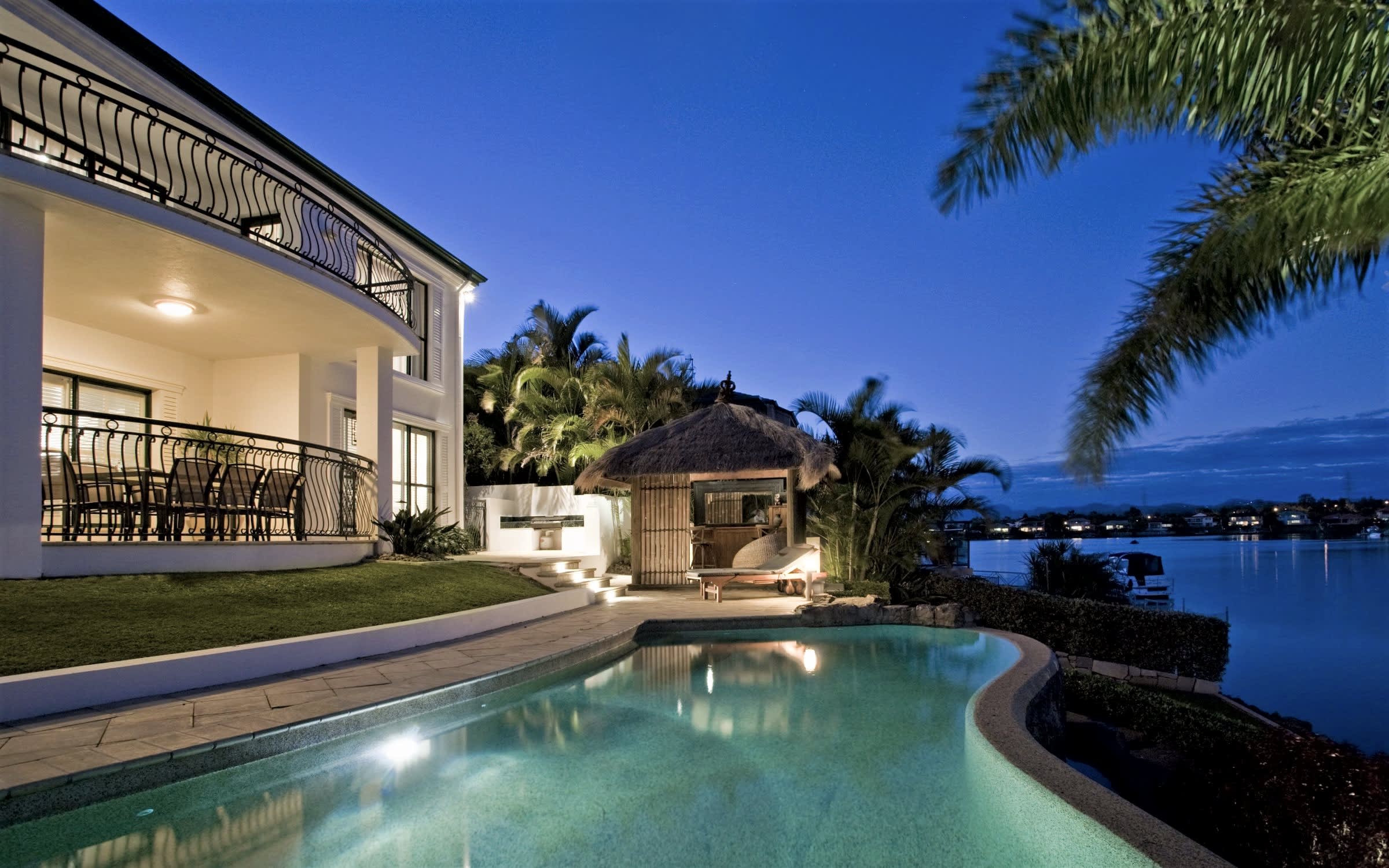 Waterfront Home in Lido Key with expanded pool area